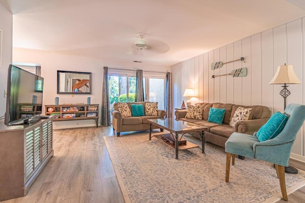 Pet Friendly! 503 Plantation Club Walk To Pool Sleeps 6 Sea Pines Villa Hilton Head Island Ngoại thất bức ảnh
