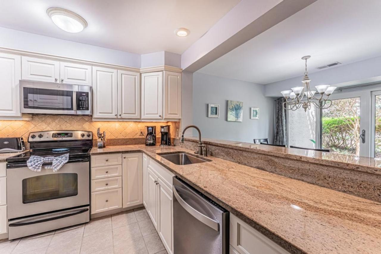 Pet Friendly! 503 Plantation Club Walk To Pool Sleeps 6 Sea Pines Villa Hilton Head Island Ngoại thất bức ảnh